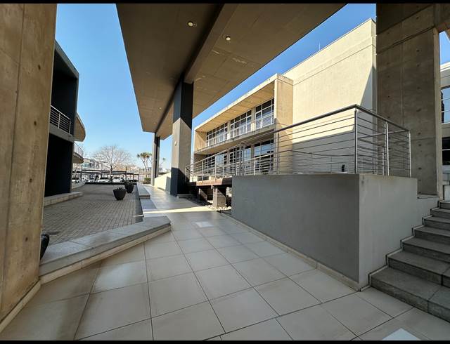 148.10M² OFFICE TO LET IN ECO PARK ESTATE