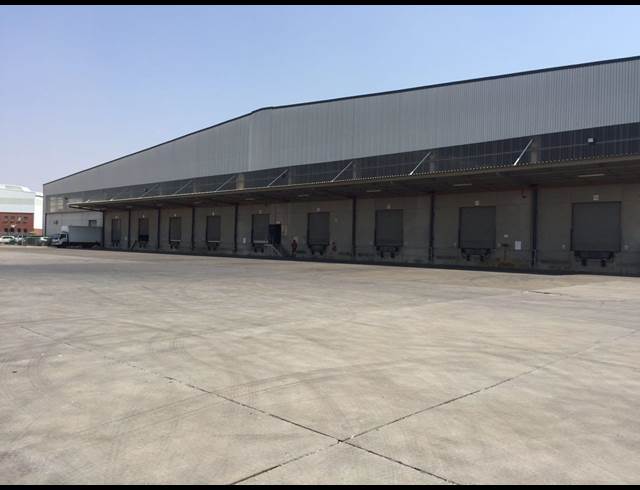 46,000M² WAREHOUSE TO LET IN GOSFORTH PARK