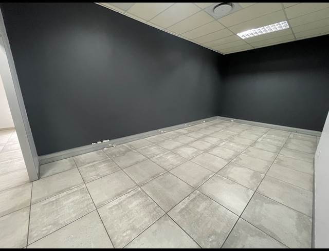 108M² OFFICE TO LET IN IMPALA PARK