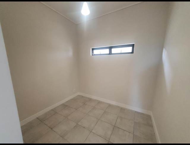 2 BEDROOM PROPERTY TO RENT IN GREENBAY ECO ESTATE