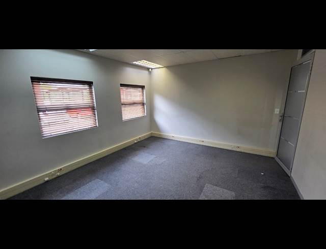 252M² OFFICE TO LET IN NELSPRUIT EXT 1