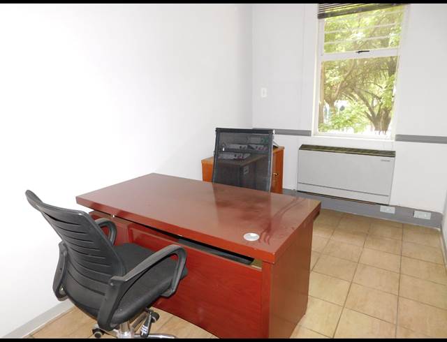 132M² OFFICE TO LET IN BORDEAUX