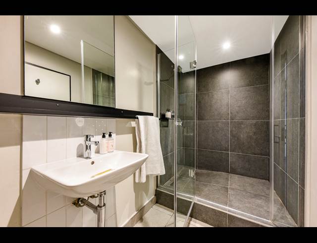 1 BEDROOM APARTMENT TO LET IN SANDOWN