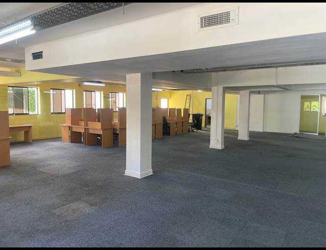 613M² OFFICE TO LET IN RONDEBOSCH