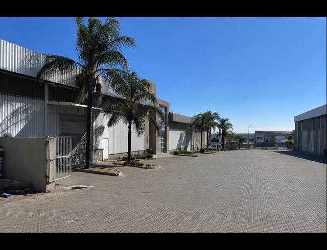 1,261M² OFFICE TO LET IN HALFWAY HOUSE