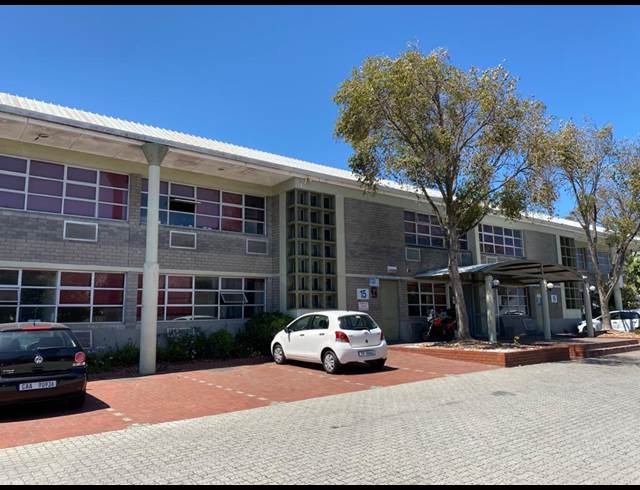 3,272M² WAREHOUSE TO LET IN ELSIES RIVER INDUSTRIAL