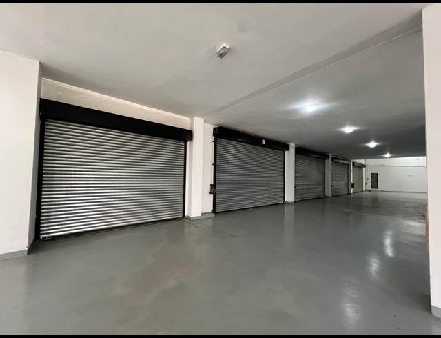 2,617M² WAREHOUSE TO LET IN STRIJDOMPARK