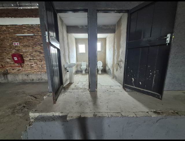 505M² WAREHOUSE TO LET IN DENVER