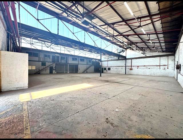 1,072M² WAREHOUSE TO LET IN TONGAAT INDUSTRIAL
