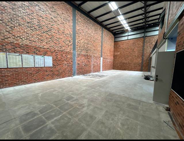 358M² WAREHOUSE TO LET IN TUNNEY