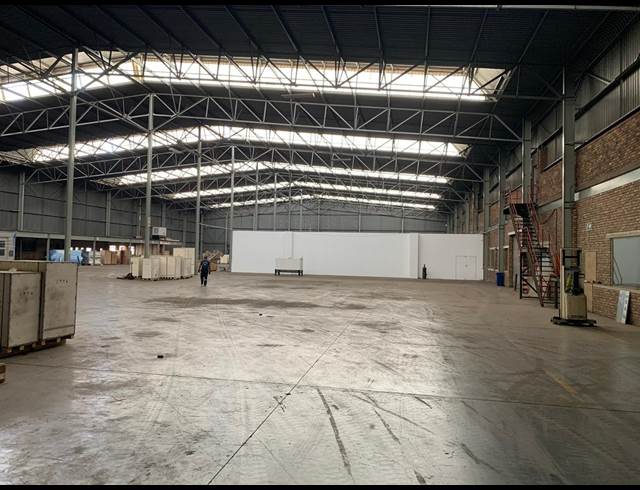 5,000M² WAREHOUSE TO LET IN ALBERTON NORTH