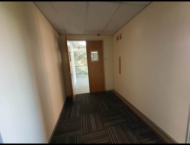 692M² OFFICE TO LET IN HATFIELD