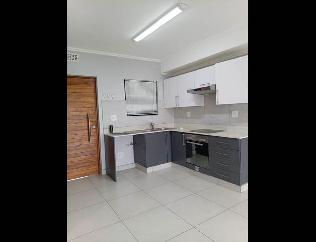 2 BEDROOM APARTMENT TO LET IN UMHLANGA RIDGE
