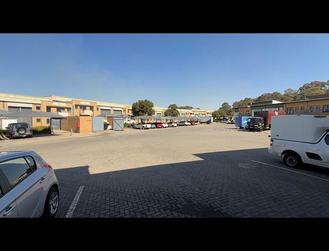 284.20M² WAREHOUSE TO LET IN DRIEHOEK