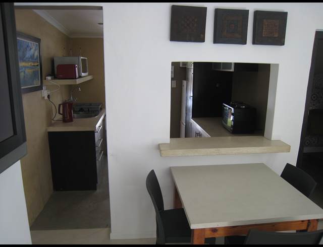 2 bed property to rent in HOUT BAY