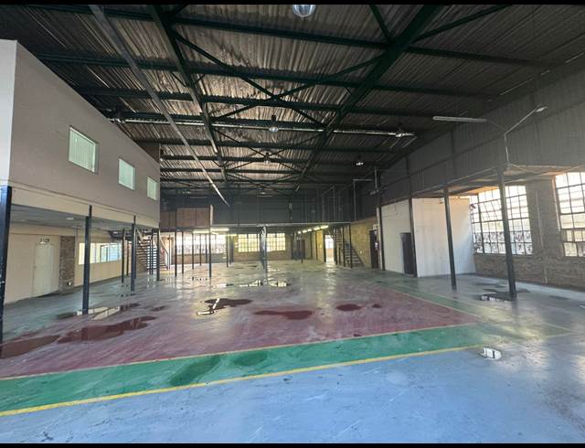 1,500M² WAREHOUSE TO LET IN AMALGAM