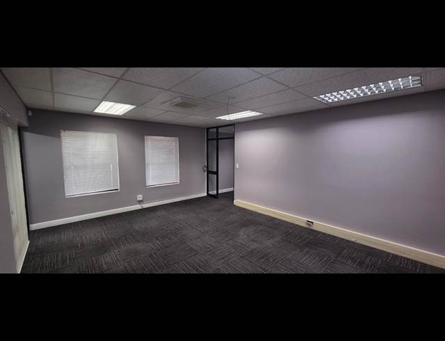 186M² OFFICE TO LET IN NELSPRUIT EXT 2