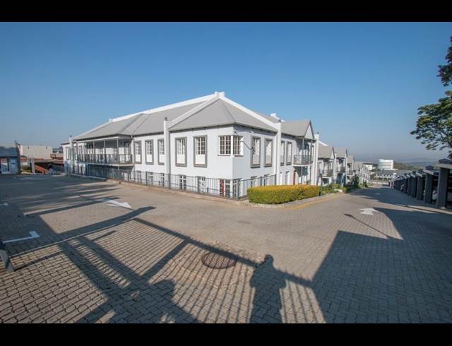 1,049M² INDUSTRIAL YARD TO LET IN HALFWAY HOUSE