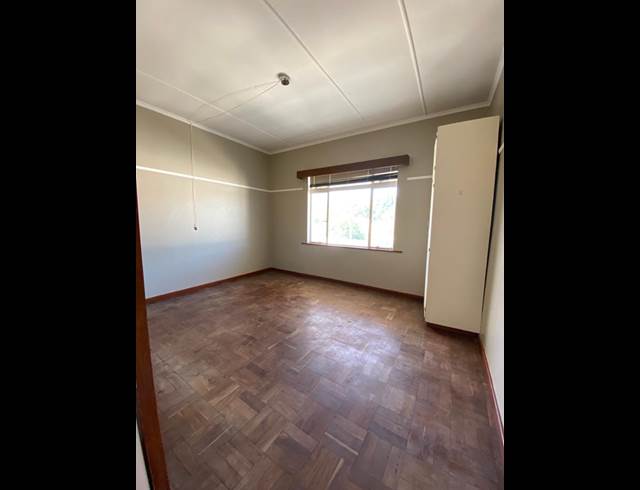 2 bed property to rent in ROBERTSON