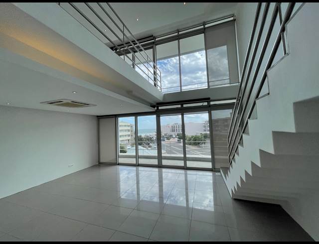 840M² BUILDING TO LET IN LAGOON BEACH