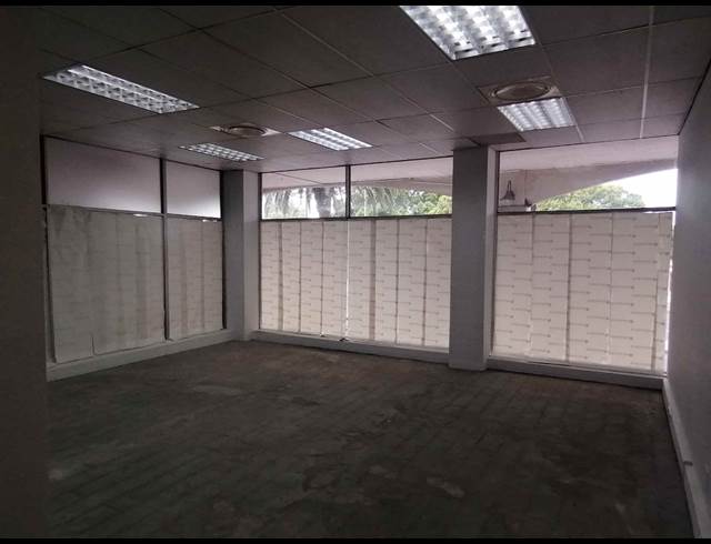 76M² RETAIL TO LET IN DURBANVILLE CENTRAL