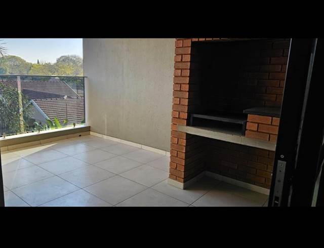3 BEDROOM APARTMENT TO LET IN BARTLETT
