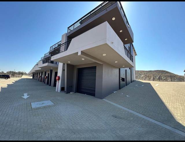 144M² WAREHOUSE TO LET IN MOREHILL
