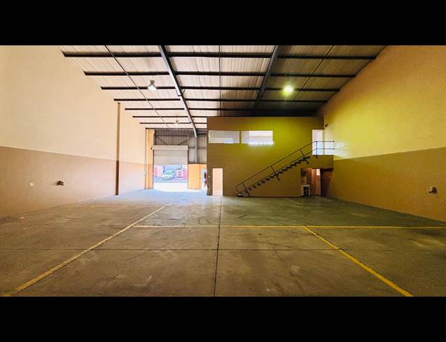 353M² WAREHOUSE TO LET IN STORMILL
