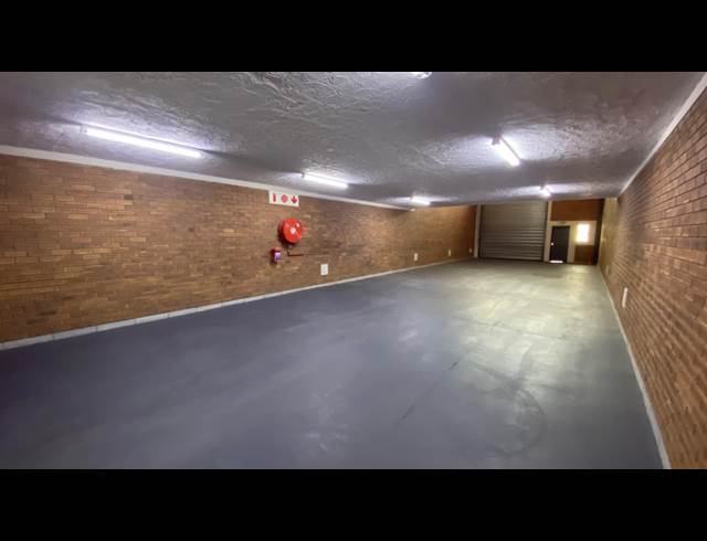 355M² WAREHOUSE TO LET IN HENNOPSPARK