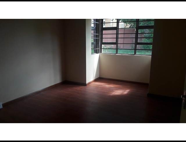 BUSINESS PROPERTY TO RENT IN ESTCOURT