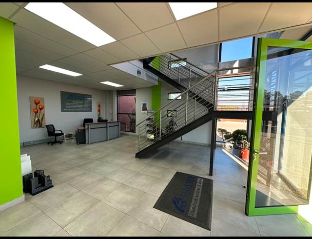 3,456.80M² WAREHOUSE TO LET IN COSMO BUSINESS PARK