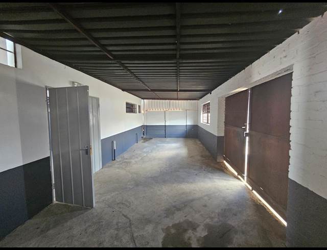 134M² WAREHOUSE TO LET IN STEELEDALE