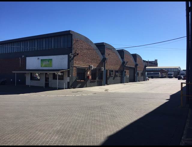 2,800M² WAREHOUSE TO LET IN EPPING INDUSTRIAL