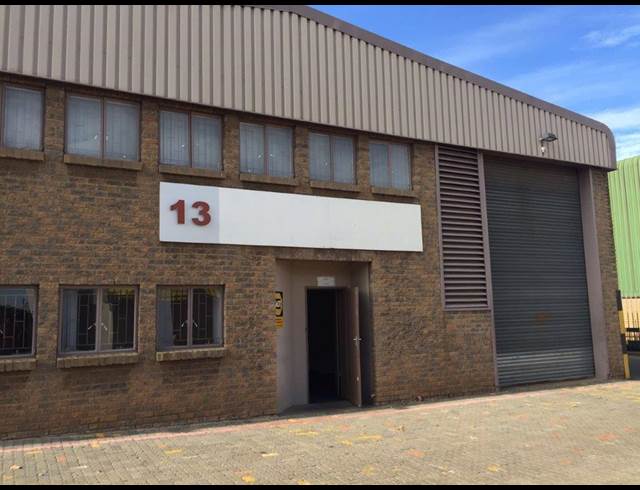 422M² WAREHOUSE TO LET IN MEADOWDALE