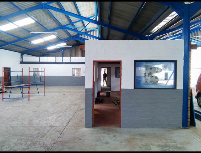 1,205M² WAREHOUSE TO LET IN BEACONVALE