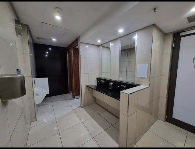 712M² OFFICE TO LET IN ROSEBANK