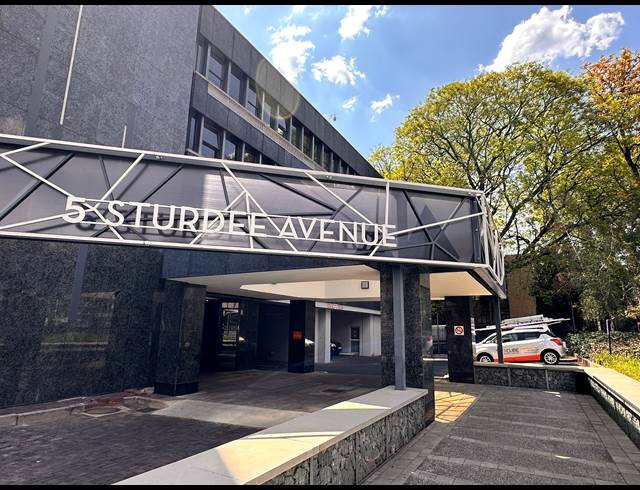 102M² OFFICE TO LET IN ROSEBANK