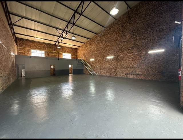 200M² WORKSHOP TO LET IN KLIPFONTEIN