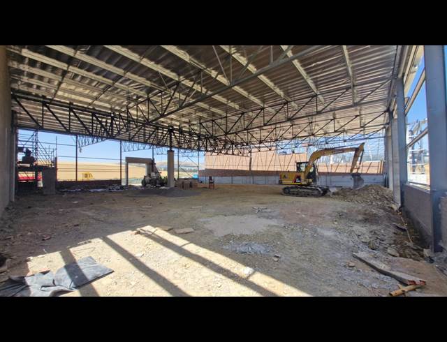 1,083.20M² WAREHOUSE TO LET IN CAPE FARMS