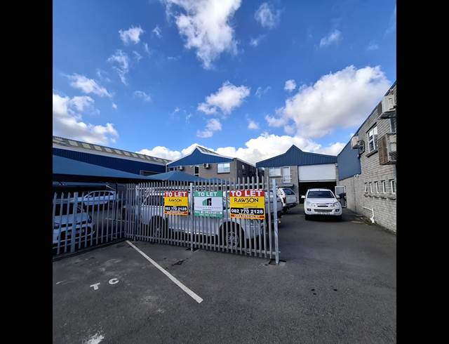 345M² WAREHOUSE RENTED IN STIKLAND INDUSTRIAL