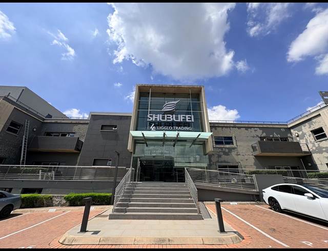 276M² OFFICE TO LET IN FOURWAYS