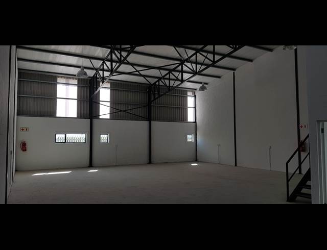 245M² WAREHOUSE TO LET IN RIVERGATE