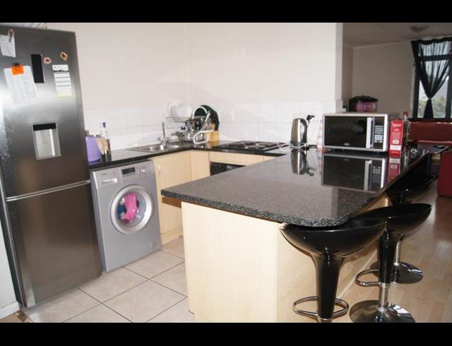 2 BEDROOM PROPERTY TO RENT IN WOODSTOCK