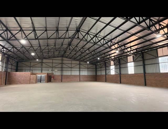 1,026M² WAREHOUSE TO LET IN SUNDERLAND RIDGE