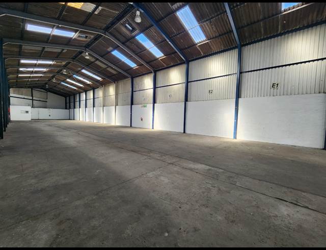 2,770M² WAREHOUSE TO LET IN EPPING INDUSTRIAL