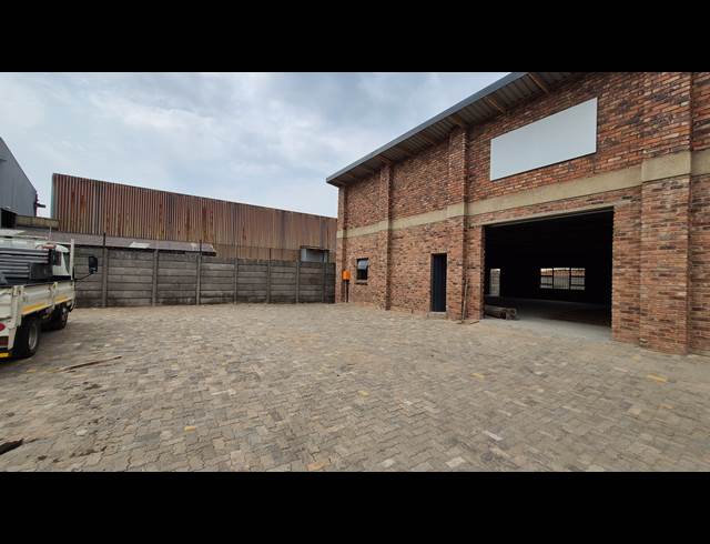 150M² FACTORY TO LET IN BENONI SOUTH