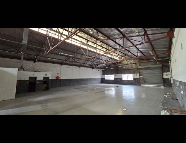 445M² WAREHOUSE TO LET IN ROBERTVILLE