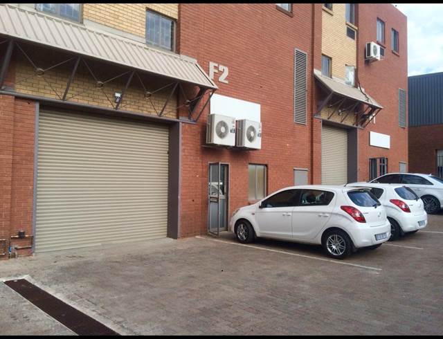 95M² WAREHOUSE TO LET IN STRIJDOMPARK