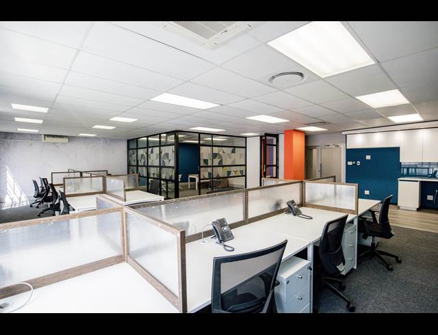 148M² OFFICE TO LET IN FORESHORE