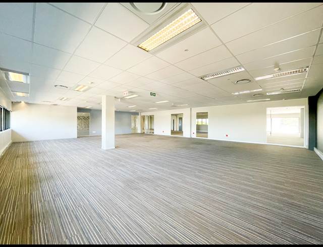 334M² OFFICE TO LET IN WESTVILLE